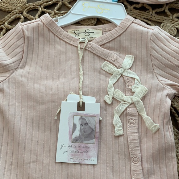 Pajama one piece with nighttime hat - Picture 4 of 4